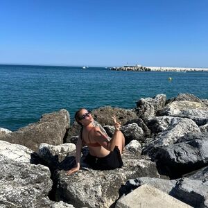 Meet your Posher, Yasmine